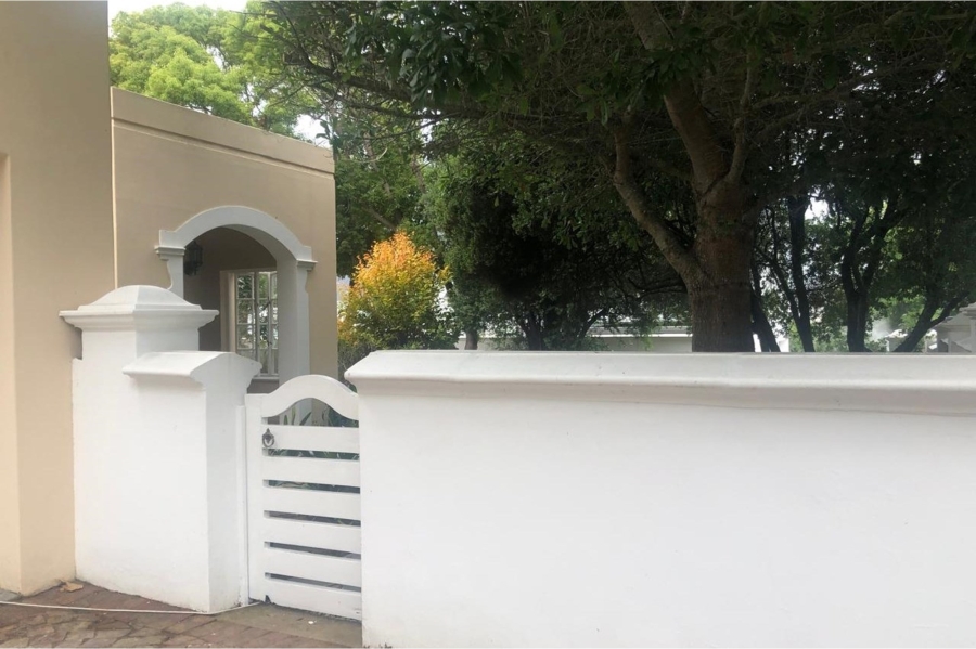 To Let 4 Bedroom Property for Rent in Belvidere Estate Western Cape